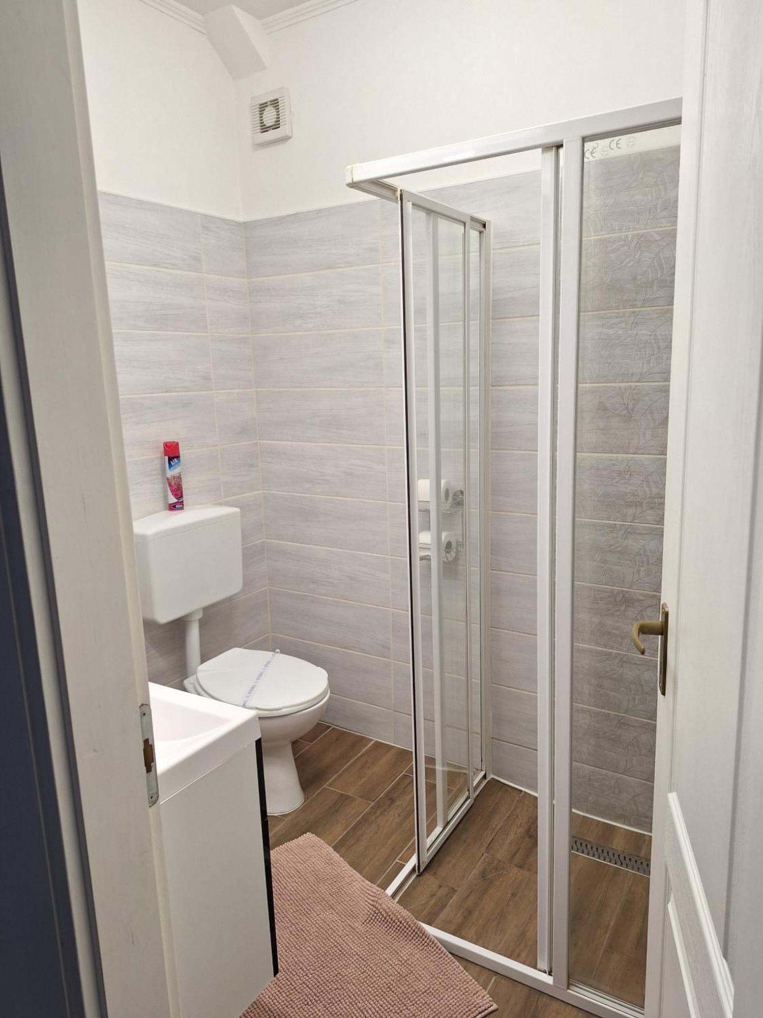 Várfal apartman Eger Kültér fotó