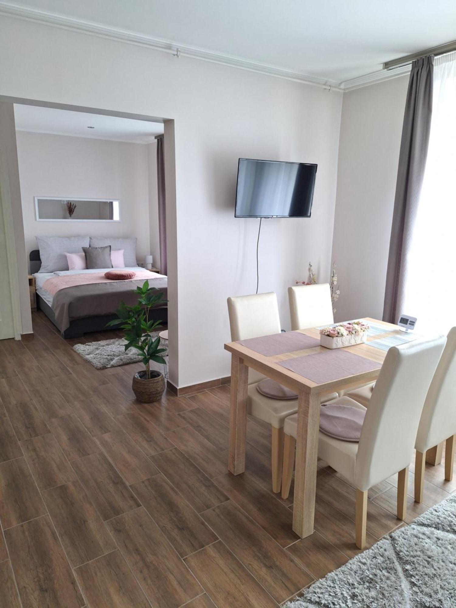 Várfal apartman Eger Kültér fotó
