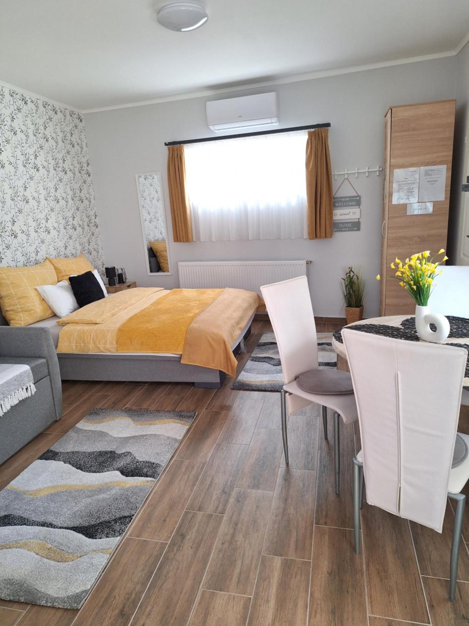 Várfal apartman Eger Kültér fotó