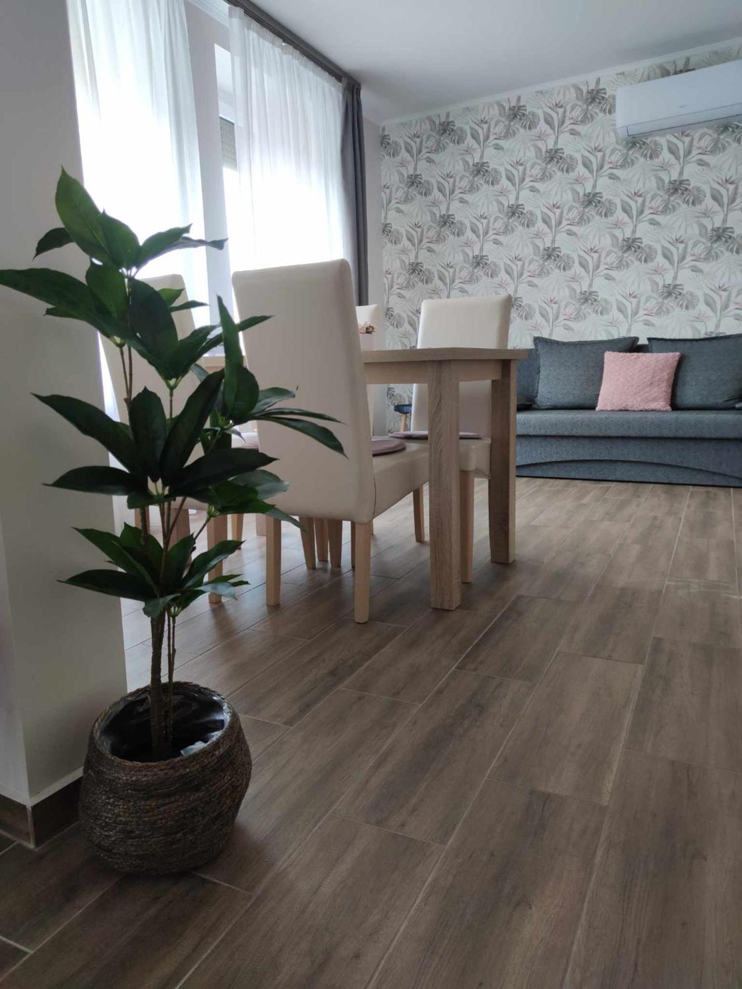 Várfal apartman Eger Kültér fotó