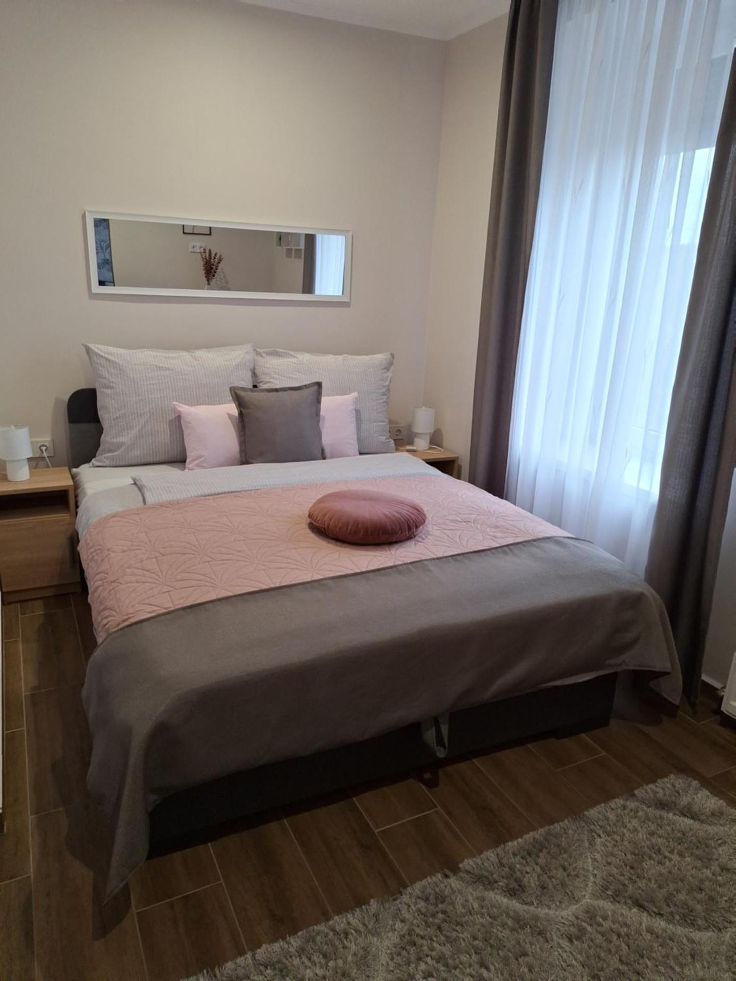 Várfal apartman Eger Szoba fotó